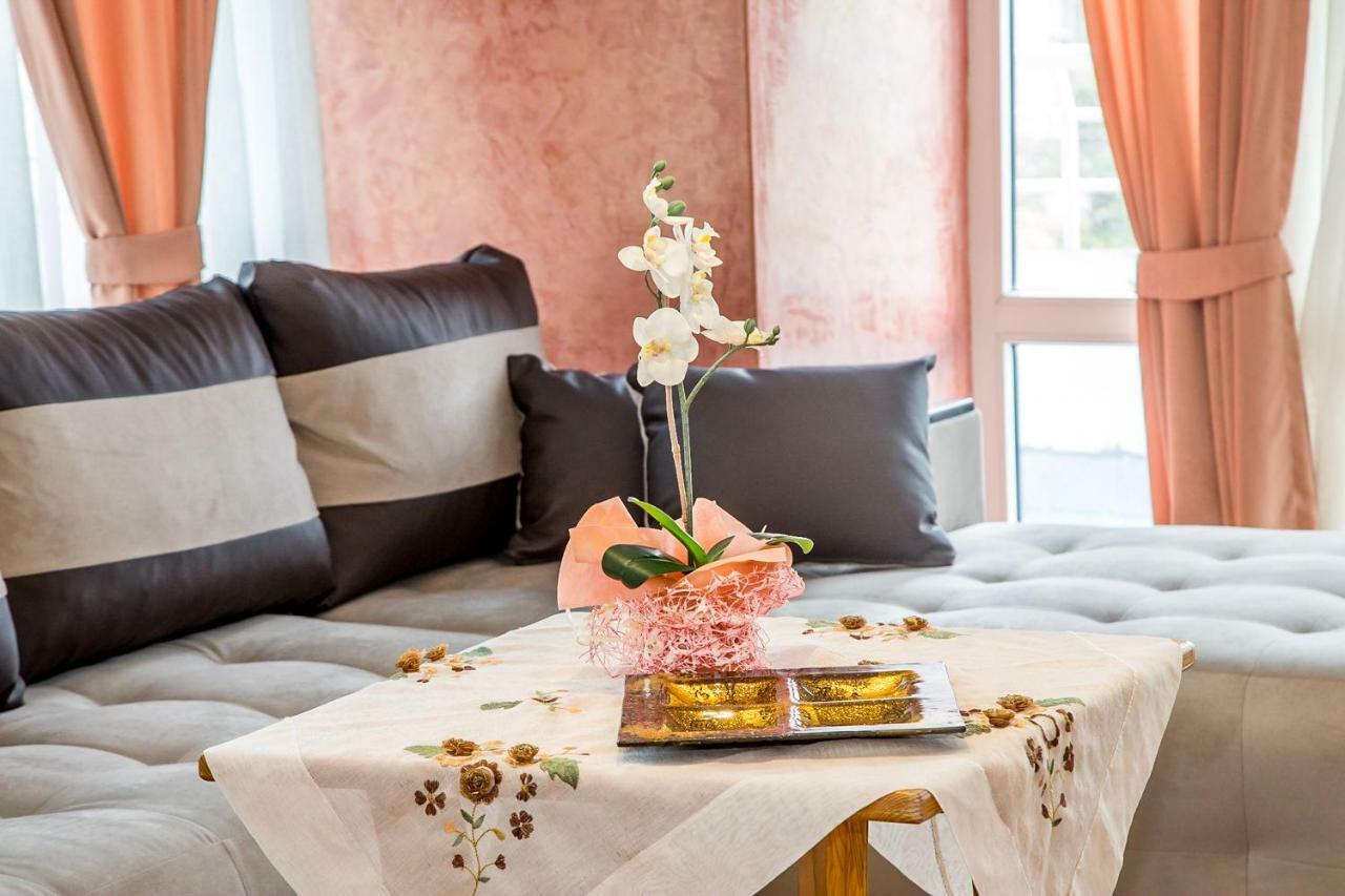 Spacious & Sunny Maisonette With Terrace Near Centre By Flаt Manаger Burgas Exteriör bild